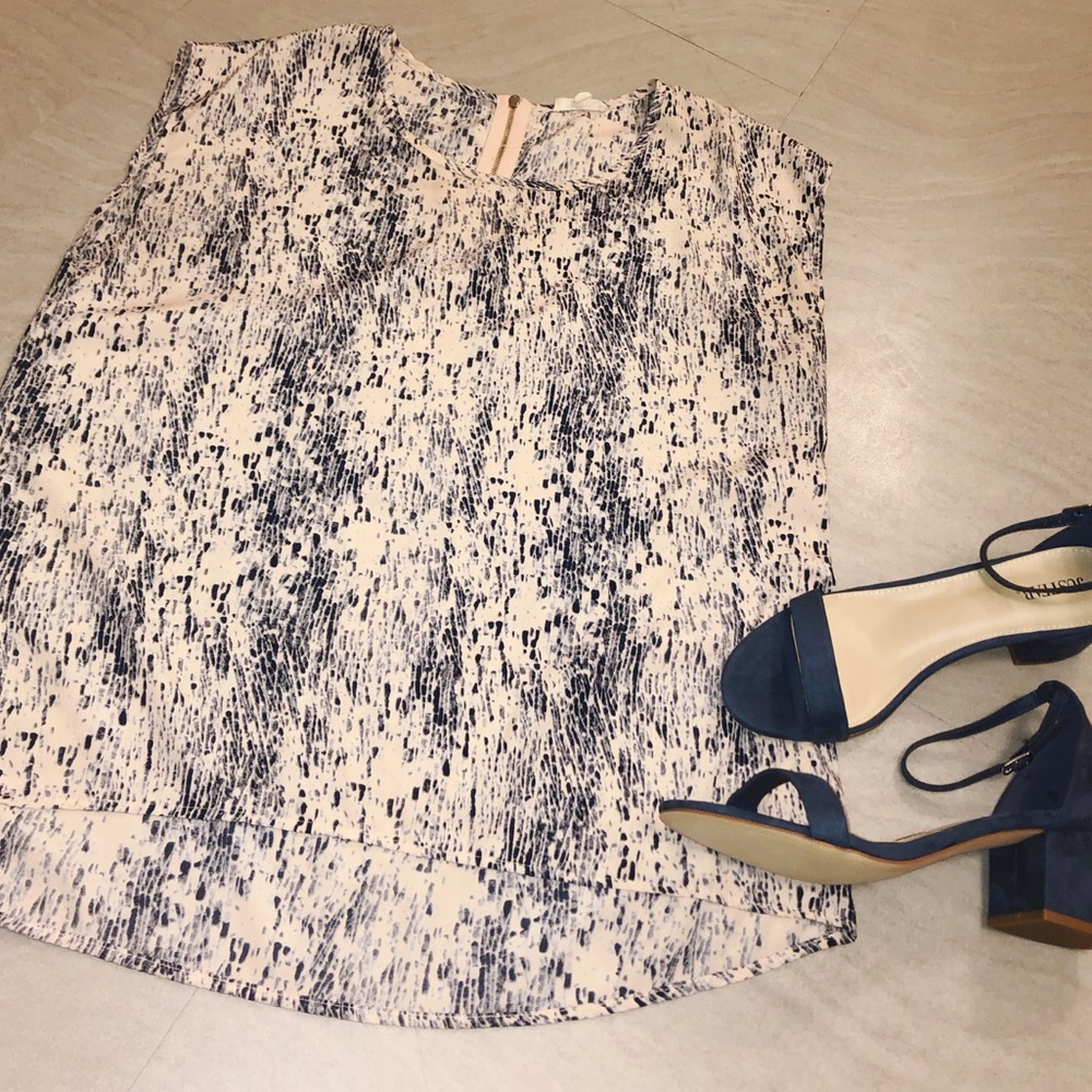 Women's Patterned Cap-Sleeve Blouse